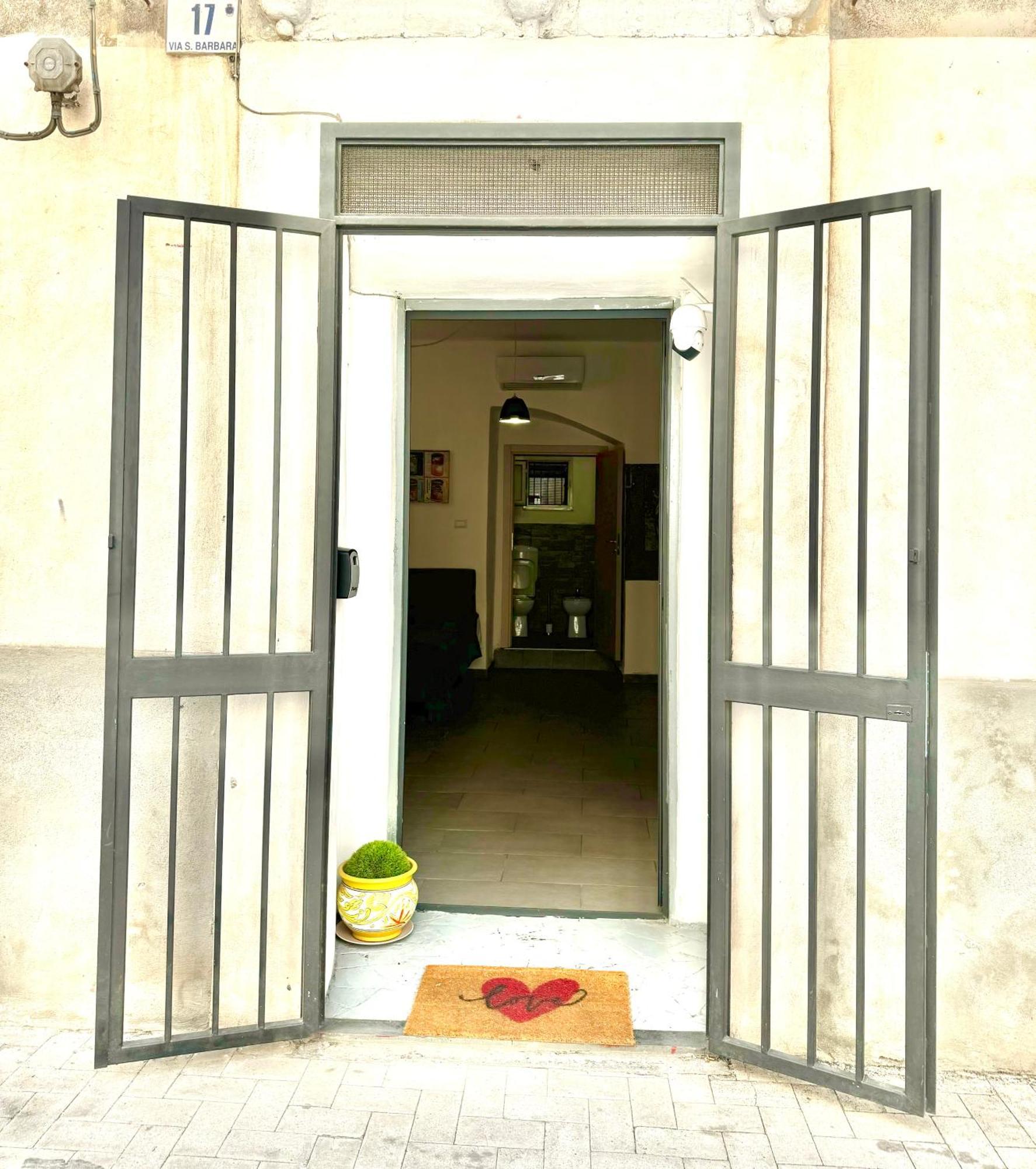 Appartement Casa Barbara 15-17 à Catane Extérieur photo
